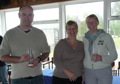 Overall winners Hugh Godfrey and Rhonwen Bryce with Elaine Hunt
